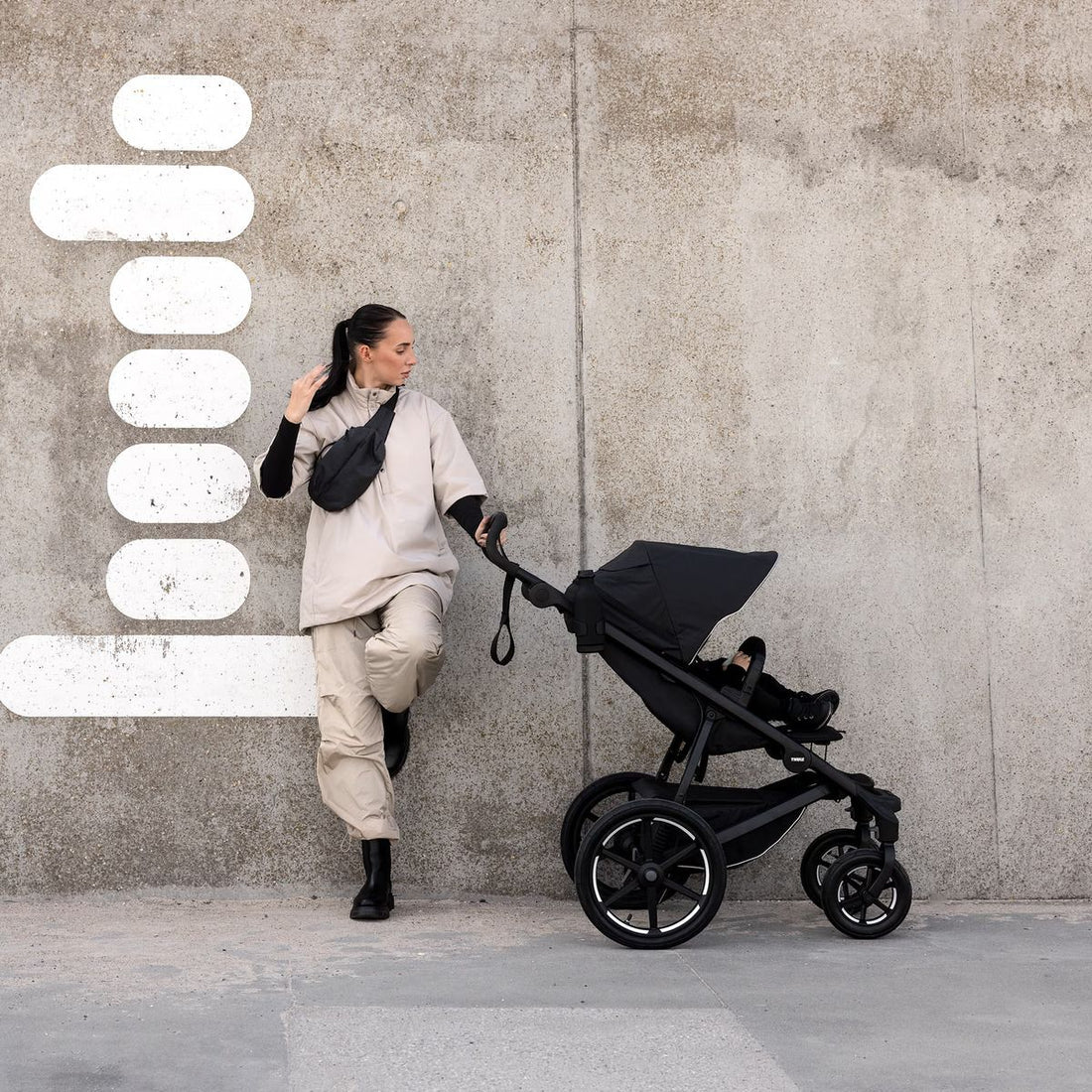 Thule Urban Glide 4 Wheel - Black