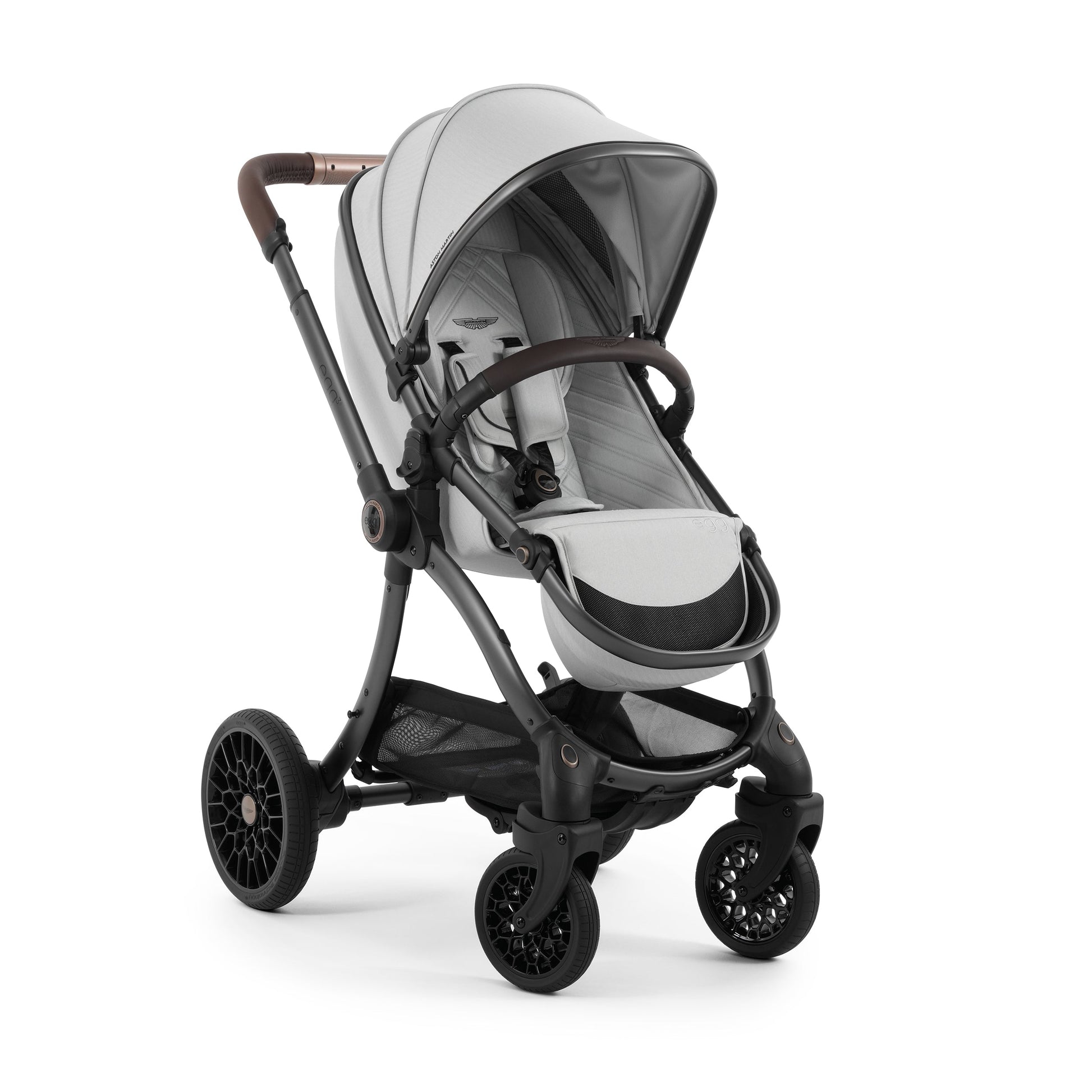 Aston Martin egg3® Package Soft Grey