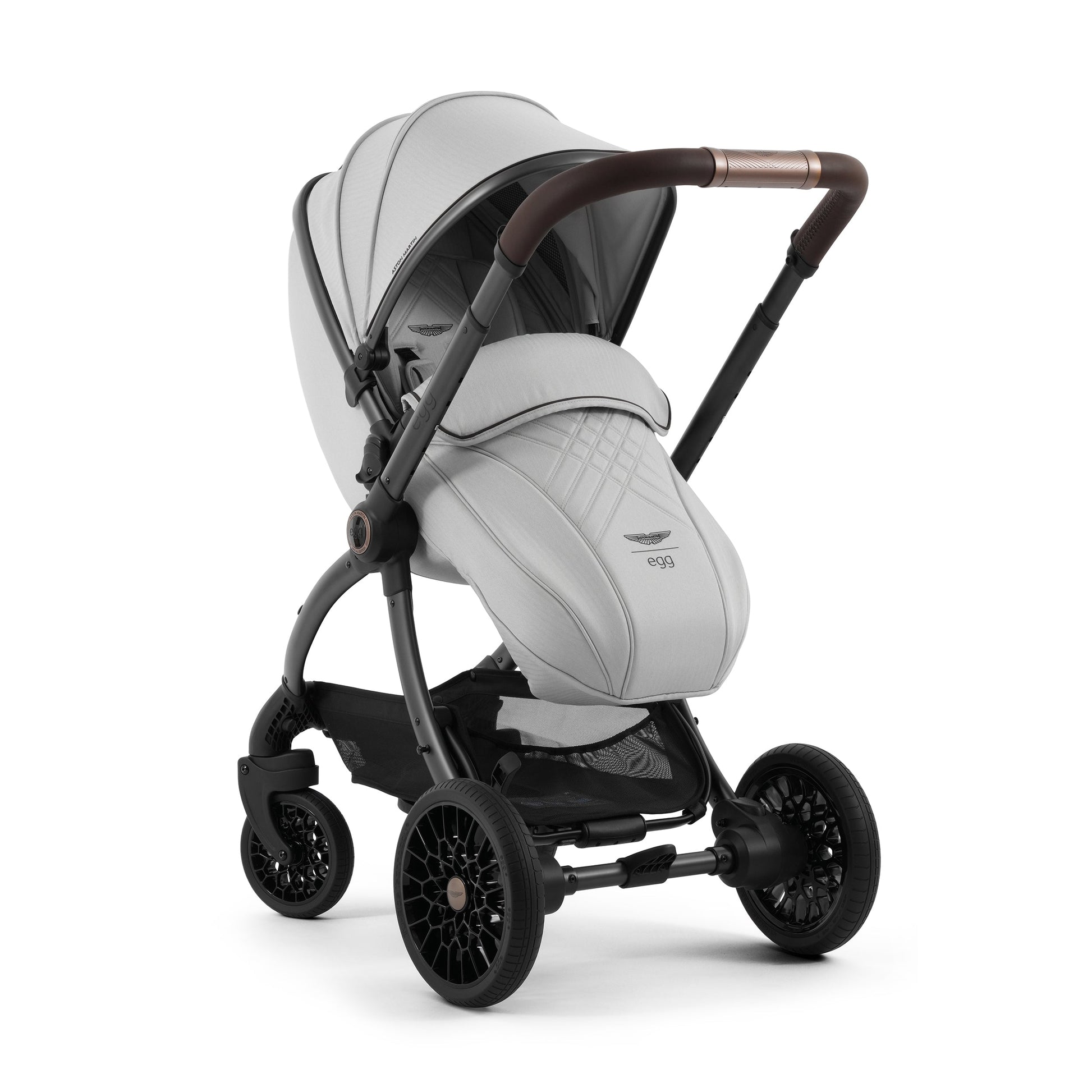 Aston Martin egg3® Package Soft Grey