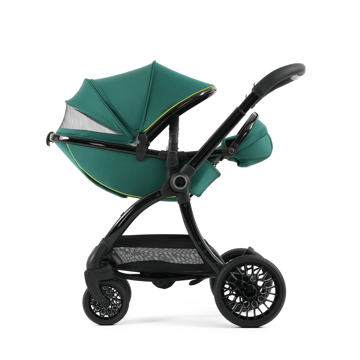 Aston Martin egg3® Package Performance Green